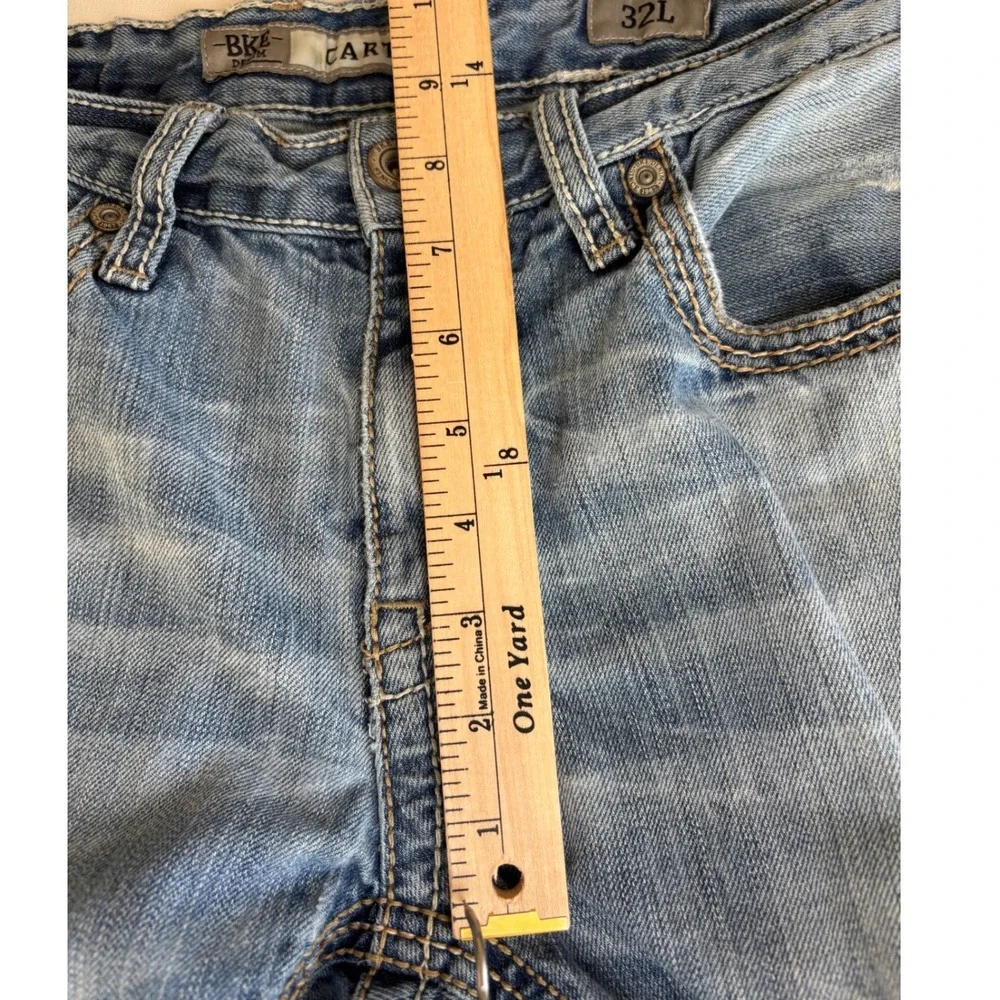 BKE Carter Straight Leg Jeans‎ Mens 32x33 Light Wash Distressed Blue Denim